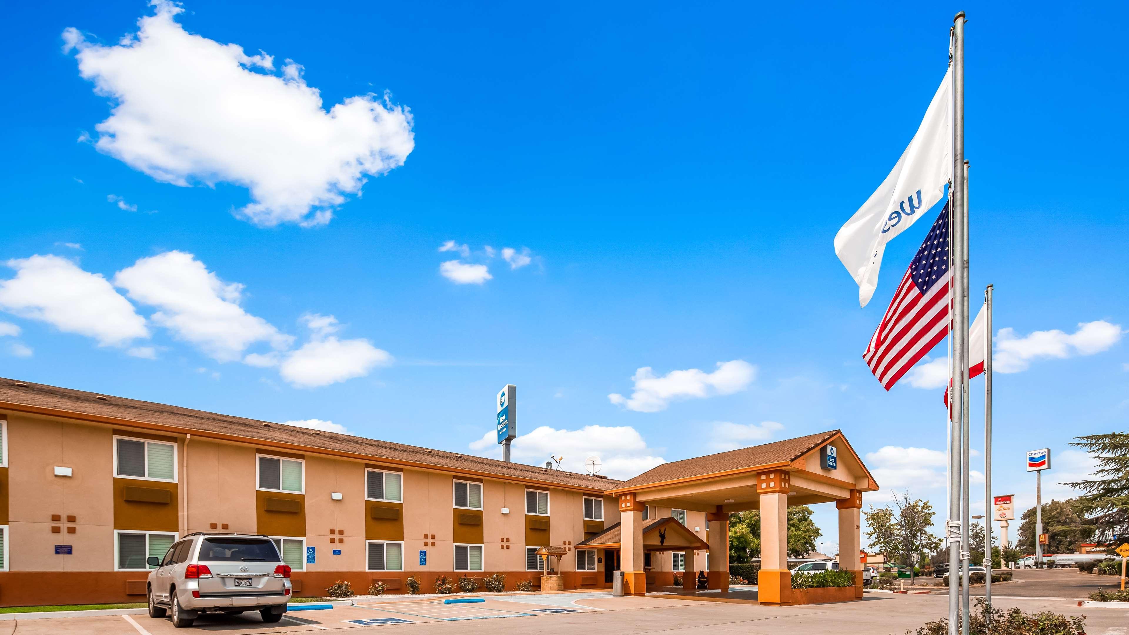 Best Western Antelope Inn & Suites Red Bluff Buitenkant foto