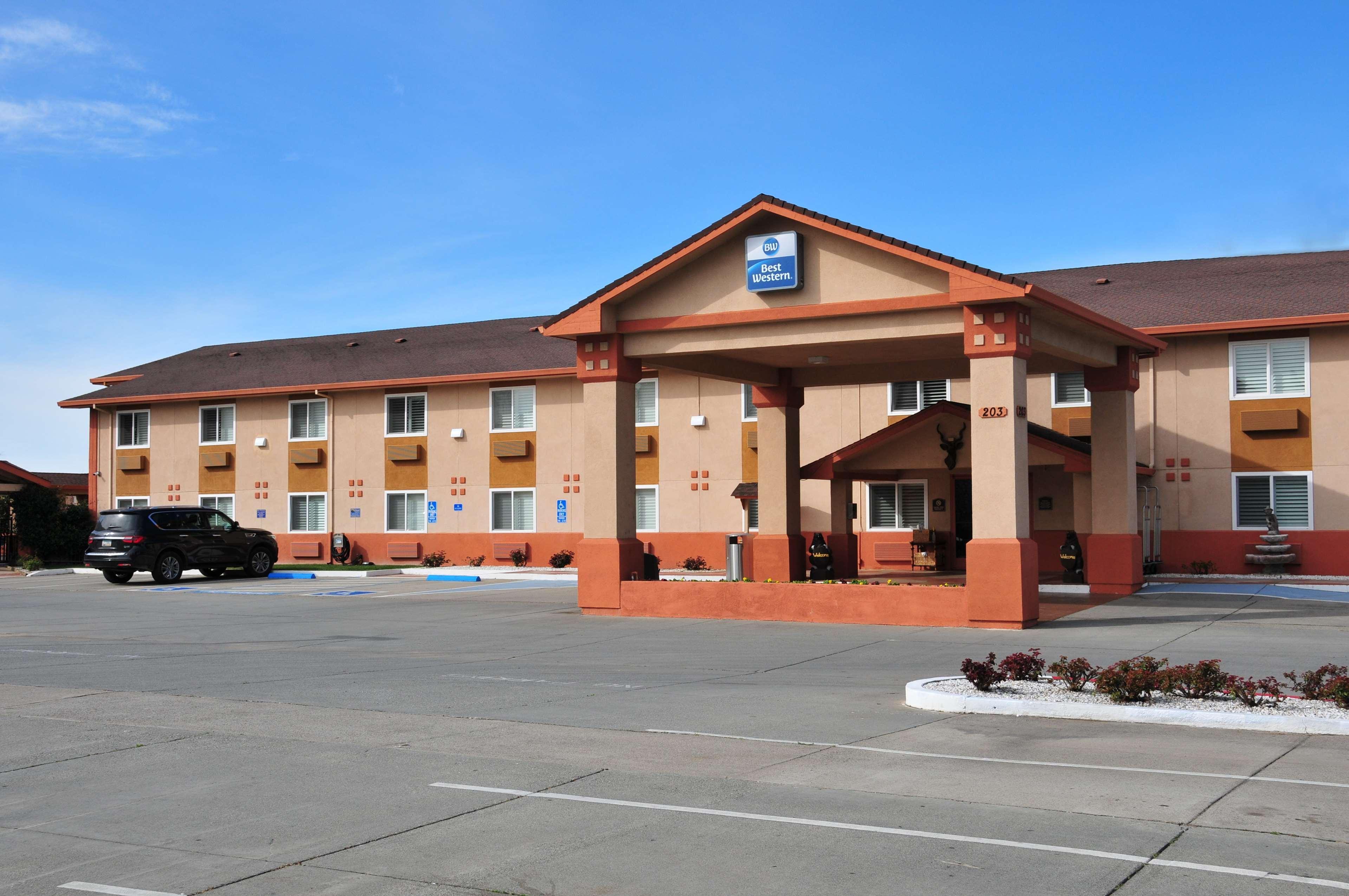 Best Western Antelope Inn & Suites Red Bluff Buitenkant foto