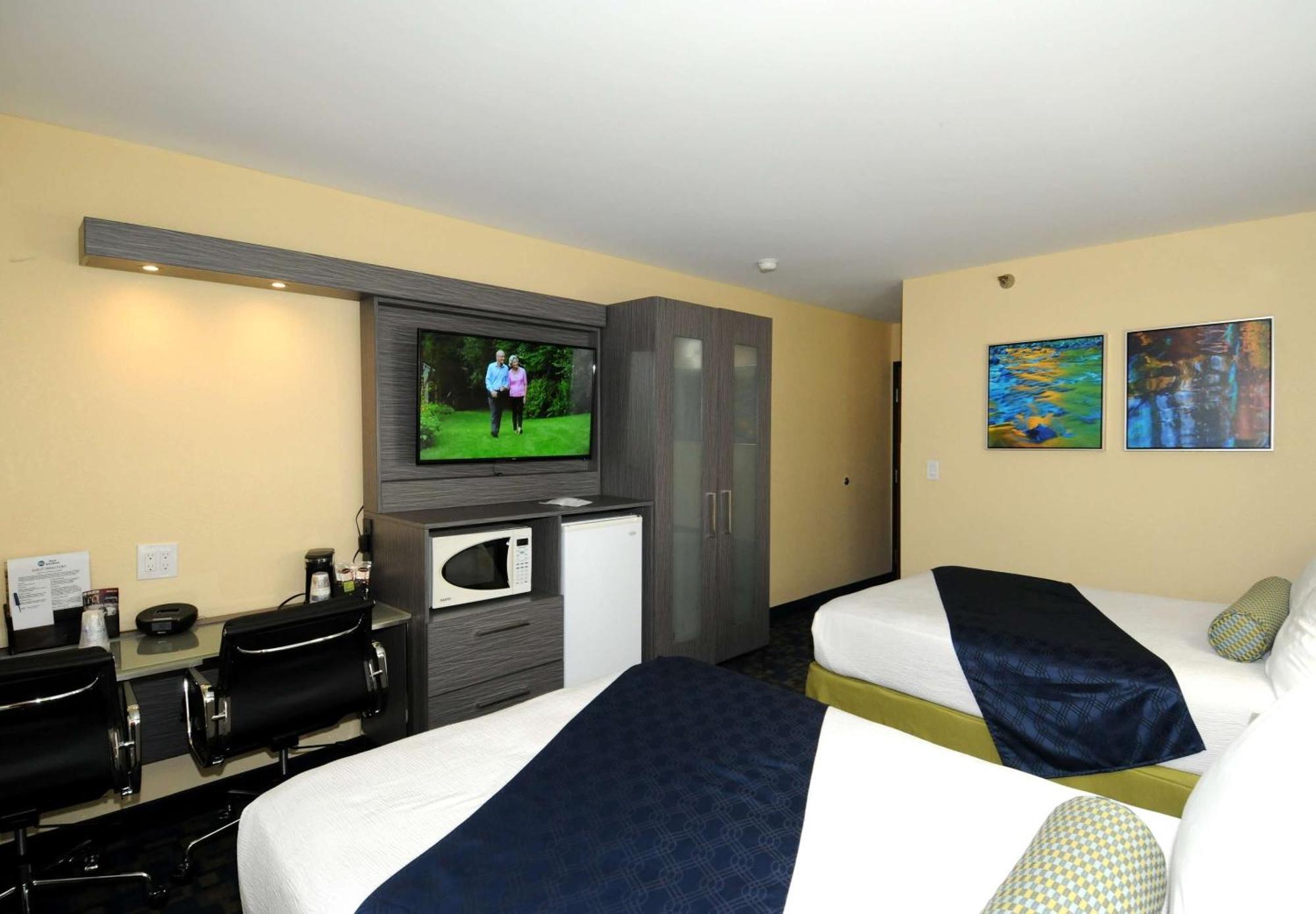 Best Western Antelope Inn & Suites Red Bluff Buitenkant foto
