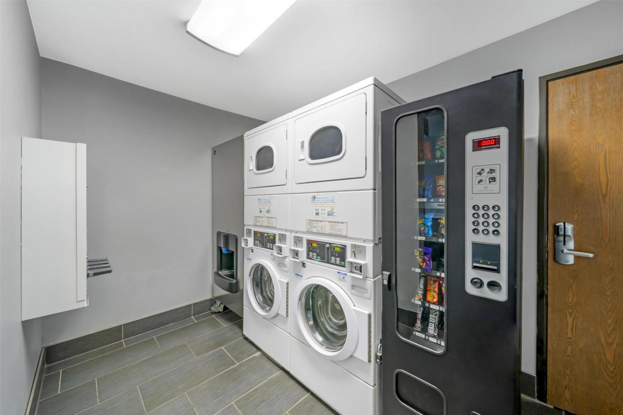 Best Western Antelope Inn & Suites Red Bluff Buitenkant foto