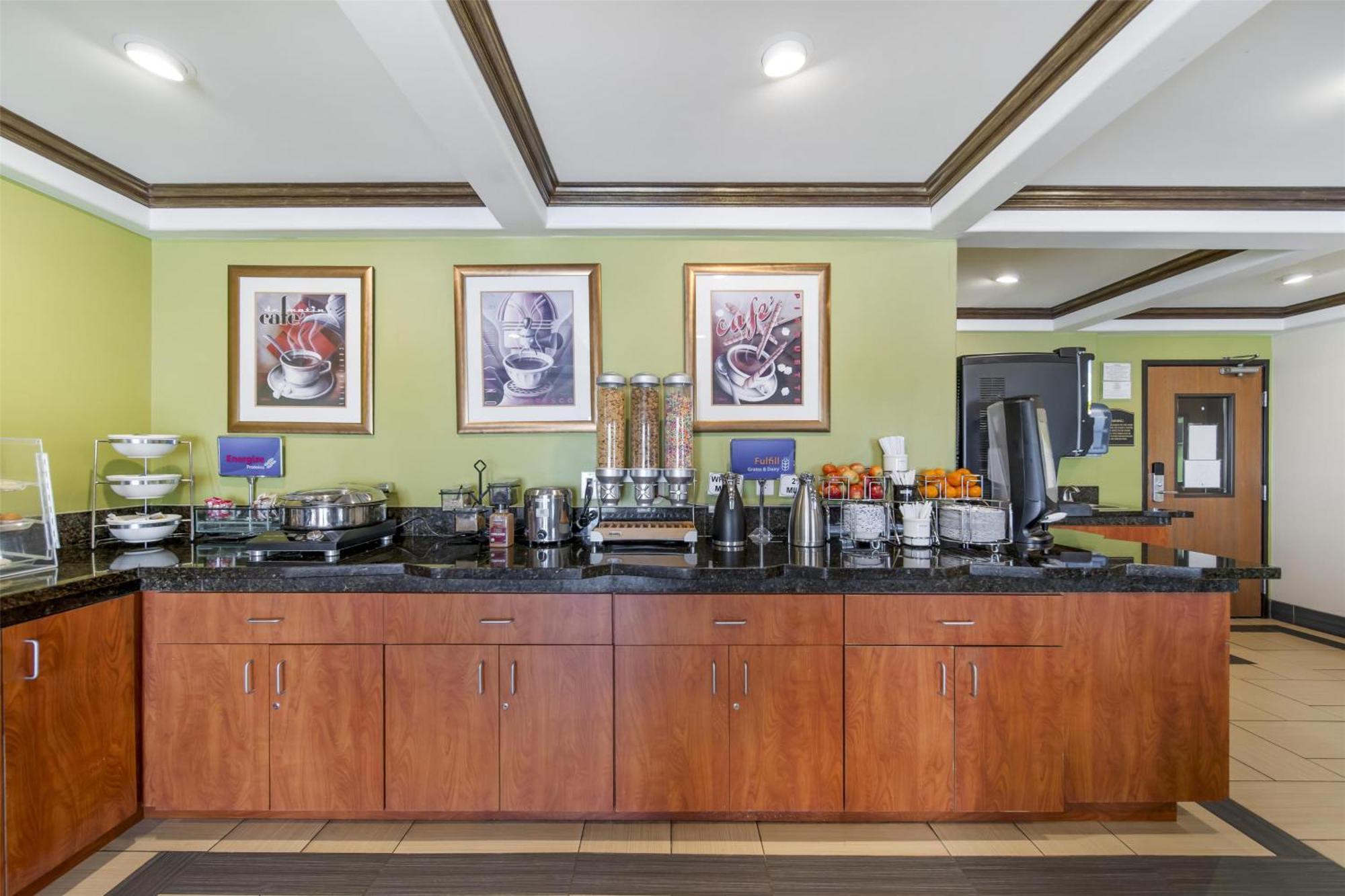 Best Western Antelope Inn & Suites Red Bluff Buitenkant foto