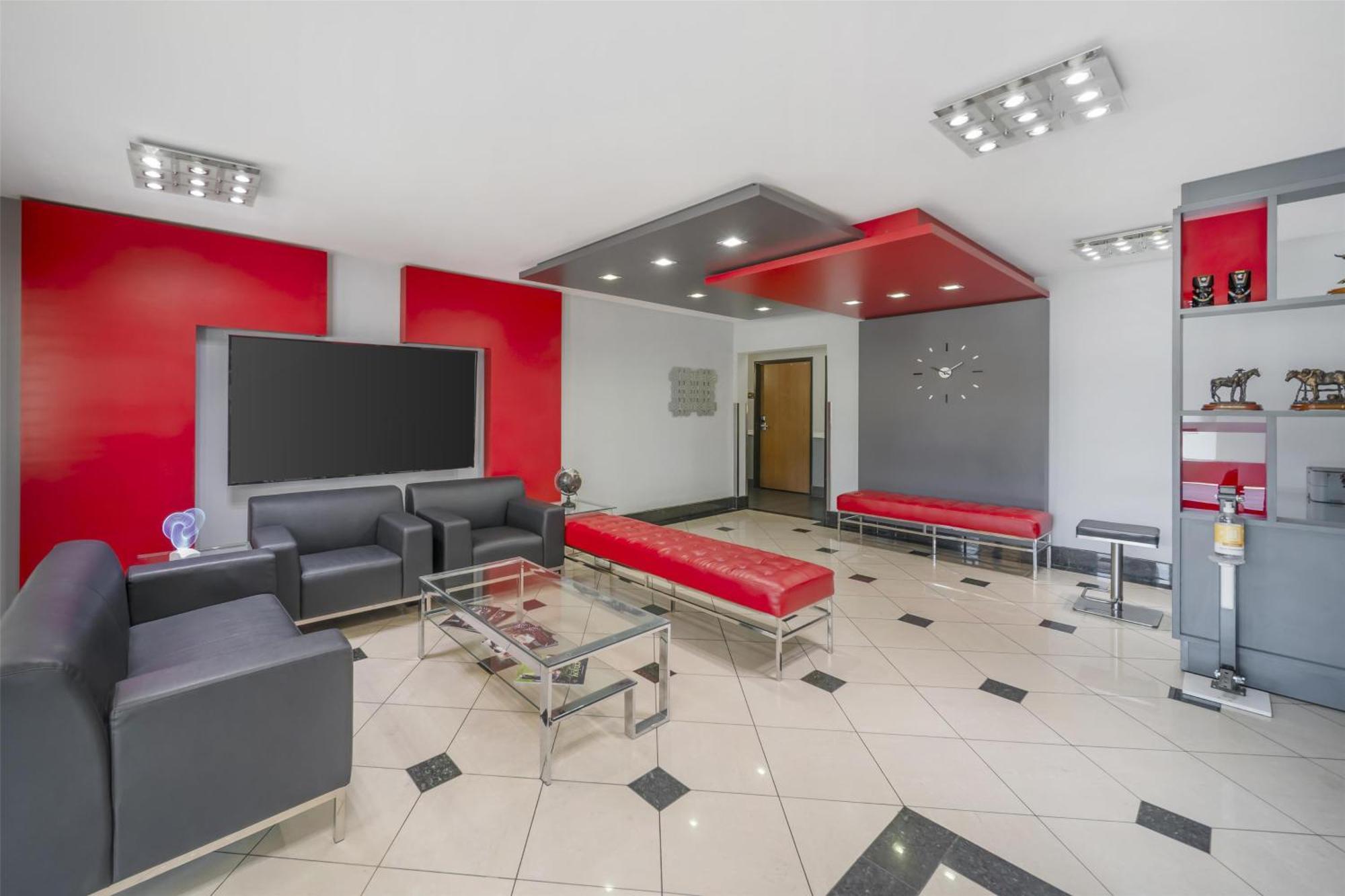 Best Western Antelope Inn & Suites Red Bluff Buitenkant foto